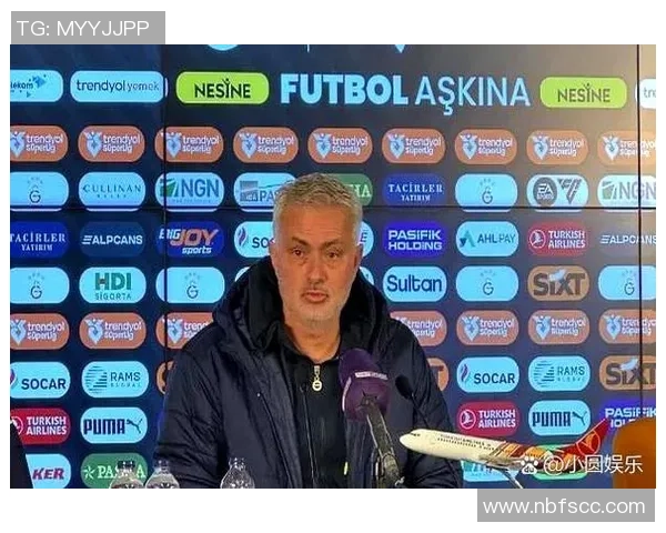 足球场上21号球星是谁 探秘足坛21号背后的传奇人物与精彩瞬间 足球场上21号球星是谁 探秘足坛21号背后的传奇人物与精彩瞬间