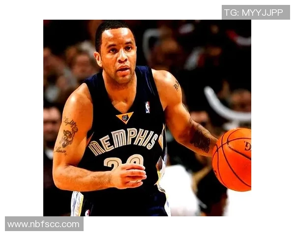 世界足球场上的矮个子女球星们她们如何突破身高限制成就辉煌职业生涯